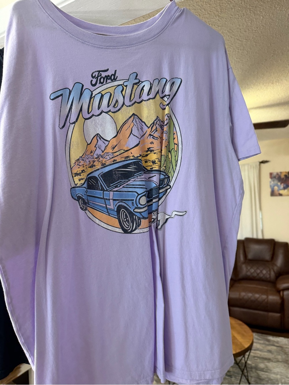 9 T-Shirts - Picture 5 of 10